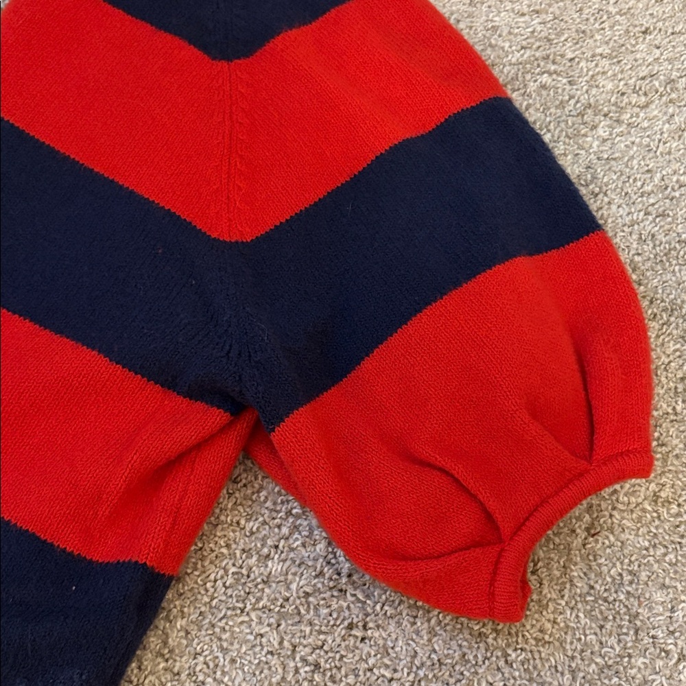 Old Navy SoSoft Cropped Puff Sleeve Sweater - Picture 7 of 8